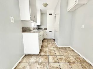 13714 Inglewood Ave #A, Hawthorne, CA 90250