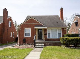 20482 Woodmont St, Harper Woods, MI