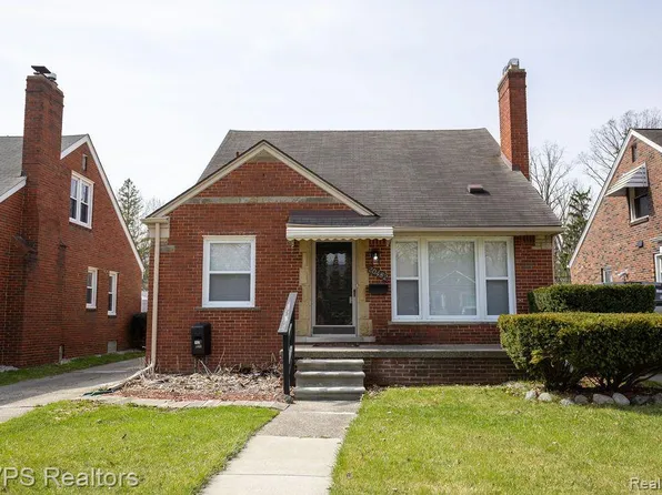 20482 Woodmont St, Harper Woods, MI 48225