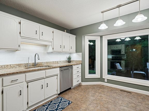5th image of 7241 Sierra Ct