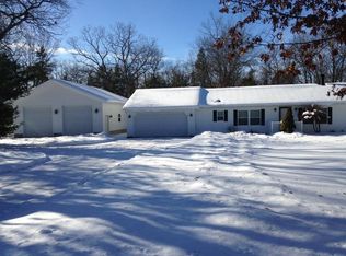 5870 Dailey Rd, Indian River, MI 49749