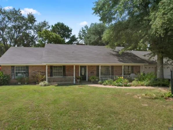 2866 Redwood Rd, Gilmer, TX 75645