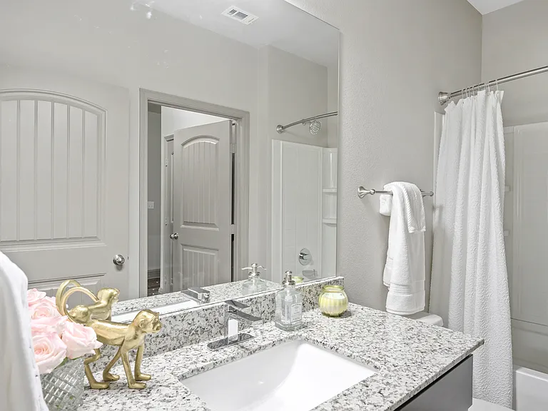 Shannon Creek Apartments — Photo 6