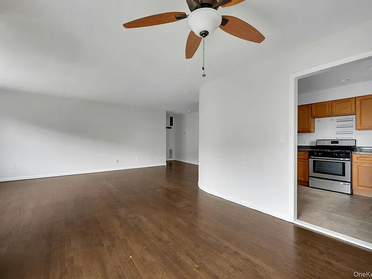 54 Washington St #2 — Photo 11
