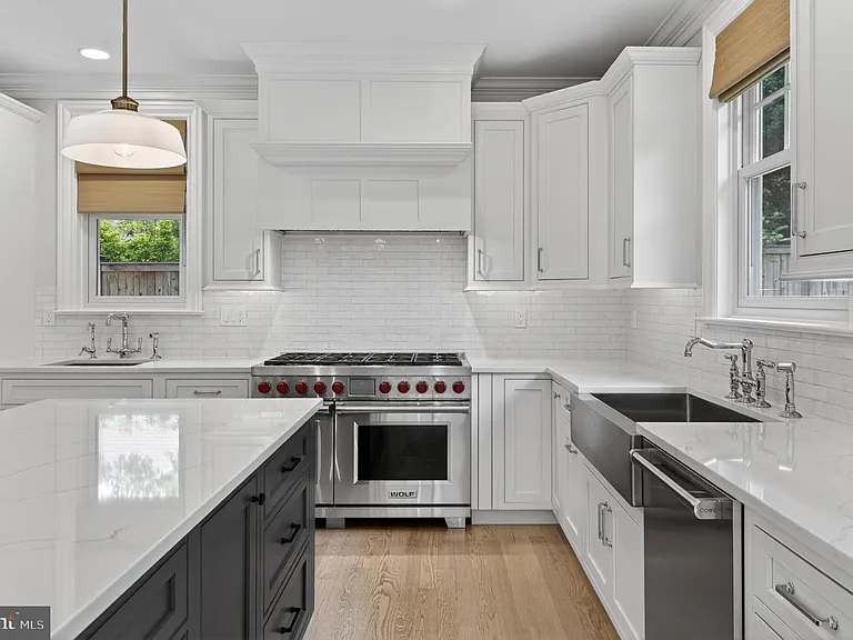 5718 Huntington Pkwy — Photo 30