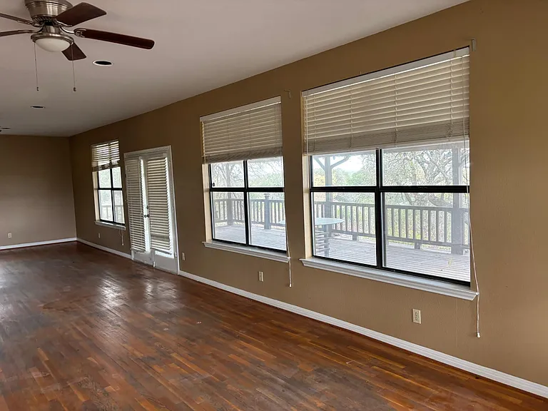 15401 Lariat Trl — Photo 17