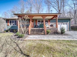 2912 Gribble Edwards Rd, Hayesville, NC 28904