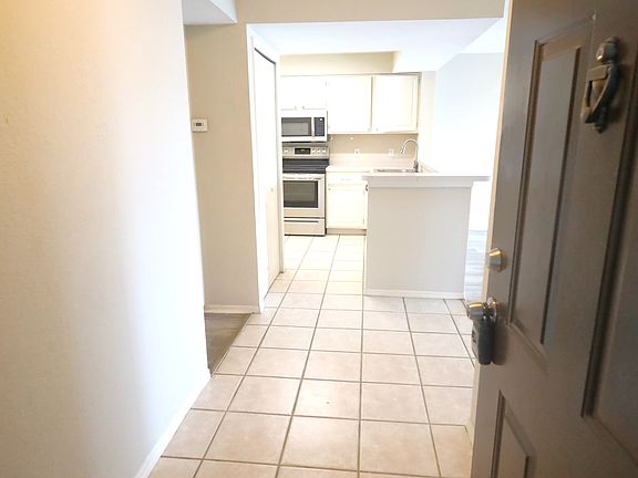 2nd image of 13838 Fairway Island Dr APT 1431