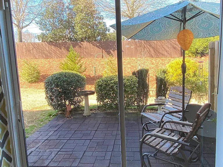5302 Sherwood Way — Photo 25