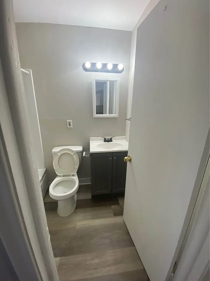 1 bed, $1,125 — Photo 2