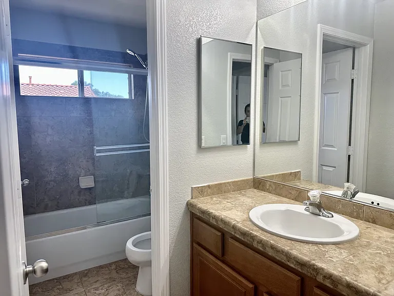 8350 S Pioneer Way — Photo 17