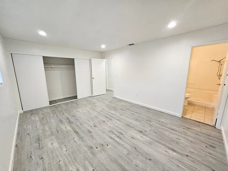 924 San Miguel Pl — Photo 36