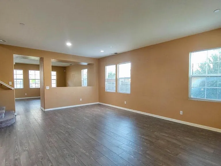 4592 Enrico Way — Photo 7