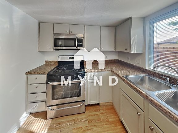 5th image of 1395 Hialeah Dr APT B