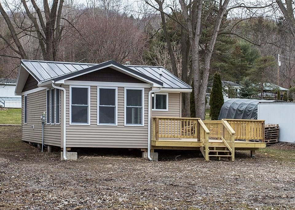 1st image of 5545 Walt Dr