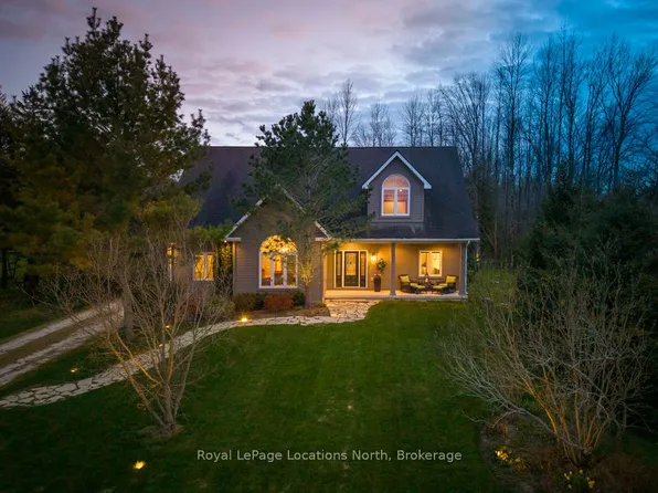 166 Sunset Blvd, The Blue Mountains, ON N0H 2P0
