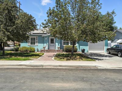 802 E Academy Avenue, Tulare, CA, 93274