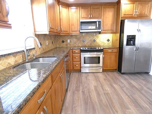 5th image of 4127 Napa Ct