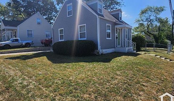 2nd image of 2072 England Ave