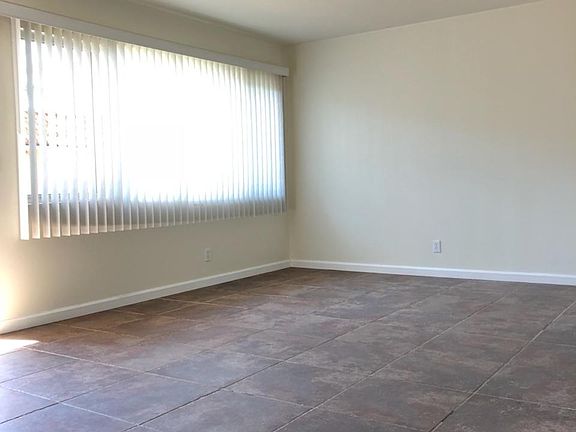 3rd image of 1036 Del Mar Ave APT B