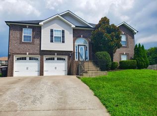 1525 Hattie Ln, Clarksville, TN 37042