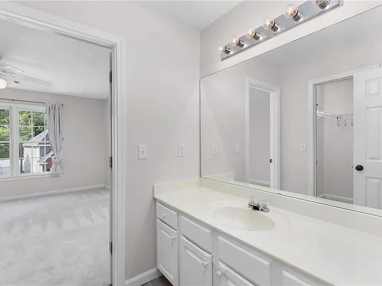 1858 Fox Chapel Dr SE — Photo 18