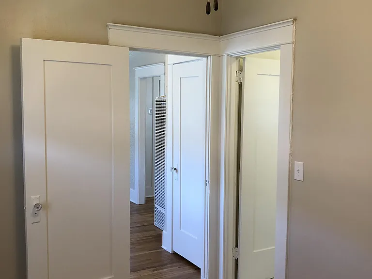 501 W Whiting Ave #8 — Photo 38
