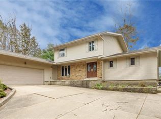 497 Beaverbrook Dr, Akron, OH