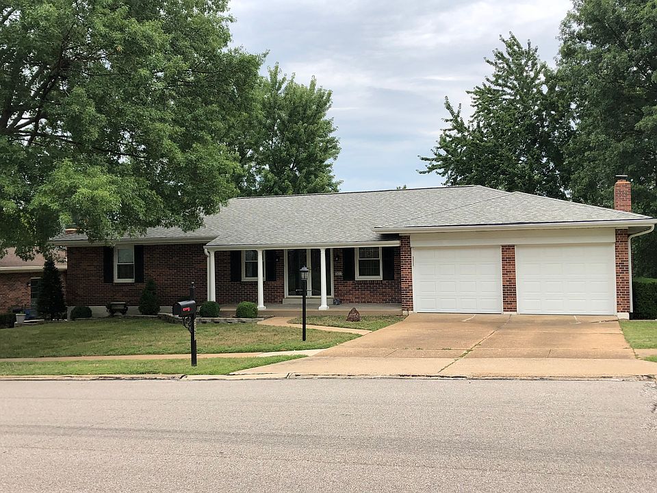 5057 Towne Centre Dr, Saint Louis, MO 63128 Zillow