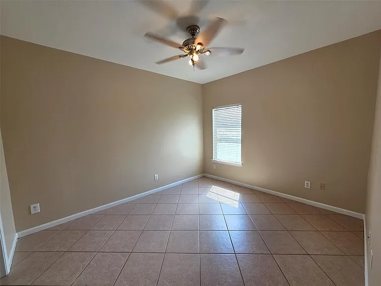 928 Runneburg Rd — Photo 14