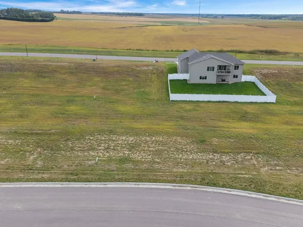 609 W Dianne St, Crooks, SD 57020