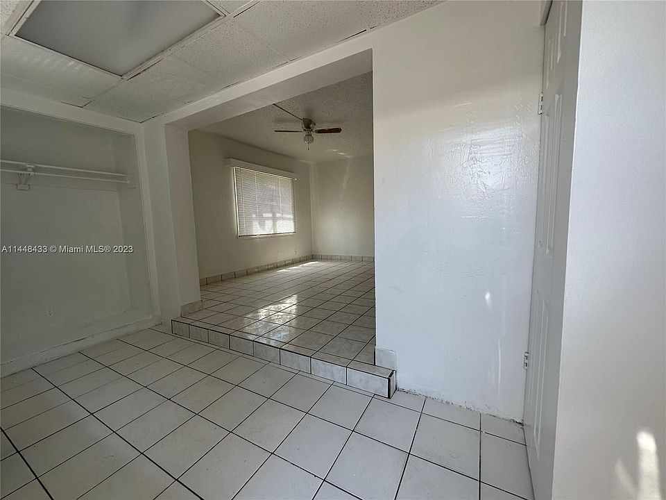 2nd image of 432 N 19th Ave #438
