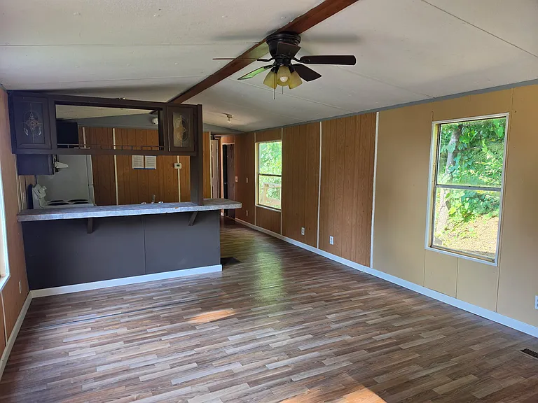 59 Valley View Dr — Photo 4