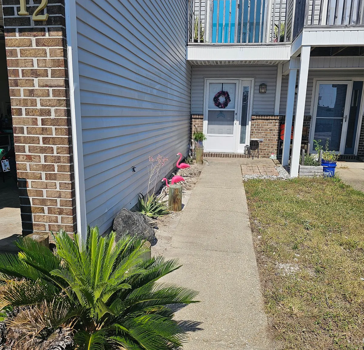 12 Gardner Drive — Photo 2