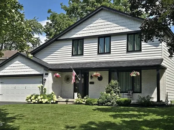 722 Meadow Springs Ct, Maumee, OH 43537