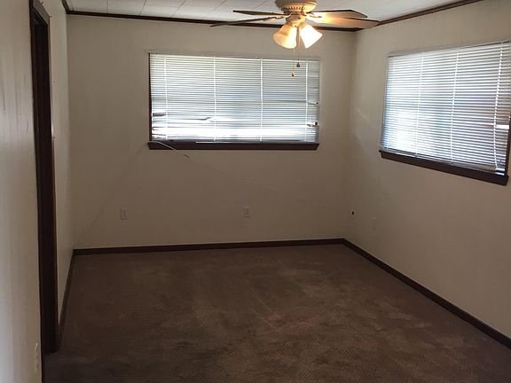 4th image of 221 E Weber St APT 2