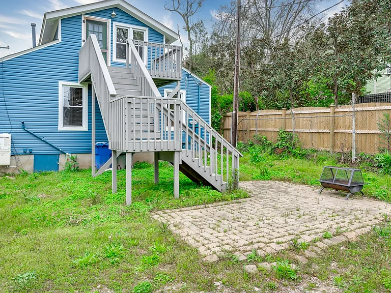 1013 Price Ave — Photo 35