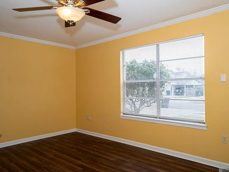 4630 Southpark Dr — Photo 5