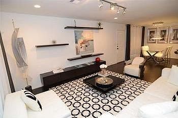 1st image of 5343 Richmond Ave #23