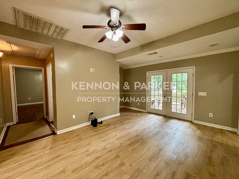 503 Lake Condy Rd — Photo 11