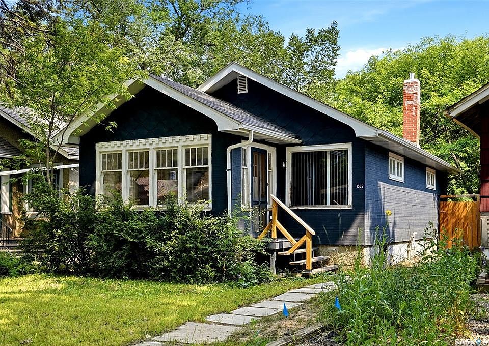 1st image of 1555 Retallack STREET