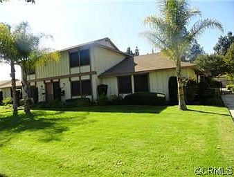 1st image of 1349 N Vineyard Ave