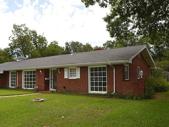 4th image of 4826 Alamo Dr