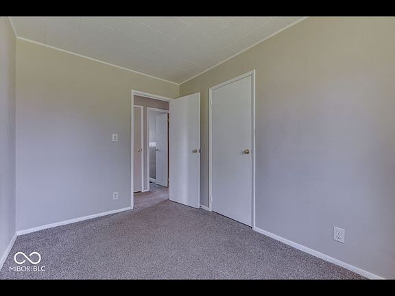 2nd image of 306 Parkview Dr