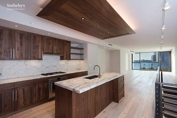 Rented by Sotheby's International Realty | media 16