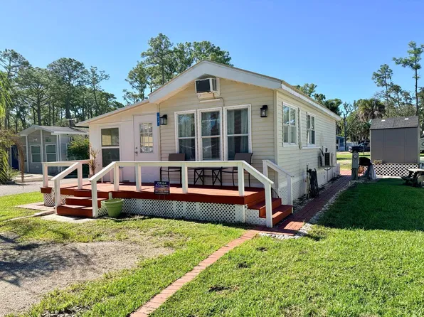 1300 N River Rd Lot C74, Venice, FL 34293