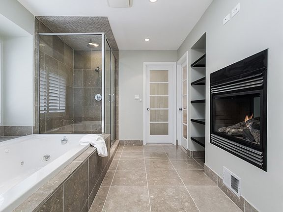 5th image of 8025 Monticello Dr