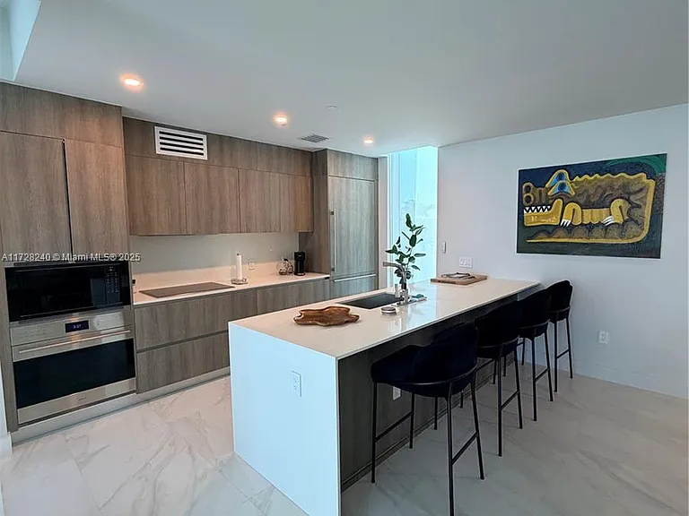 17550 Collins Ave #601 — Photo 7