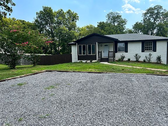 2nd image of 124 Greenlawn Dr