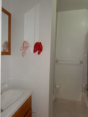 Rented by Aimee Grodanz, LREB | media 7